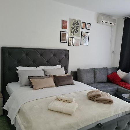 Apartman Rosemary Sveti Stefan Εξωτερικό φωτογραφία