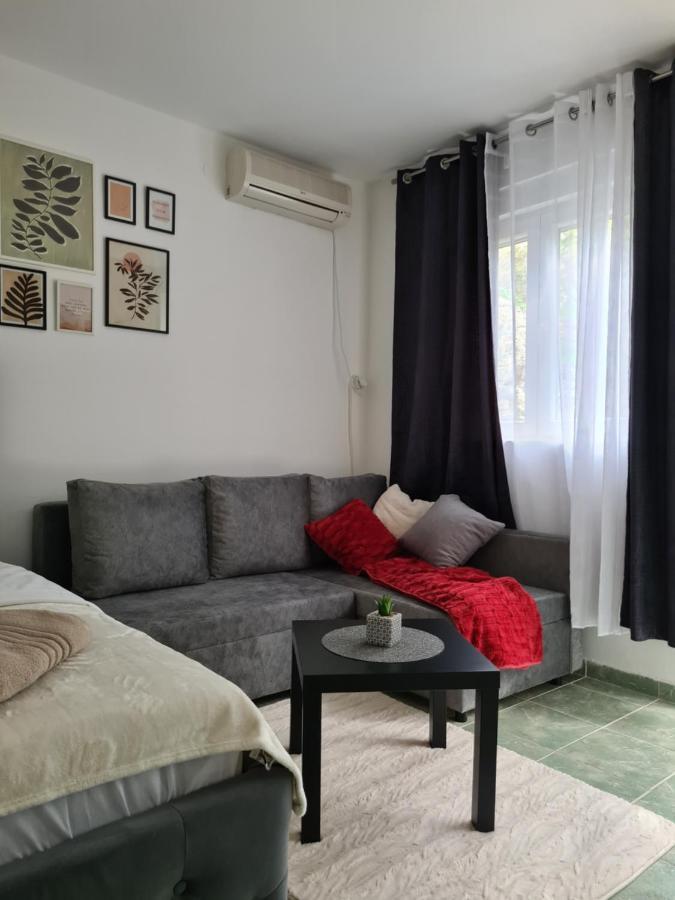 Apartman Rosemary Sveti Stefan Εξωτερικό φωτογραφία